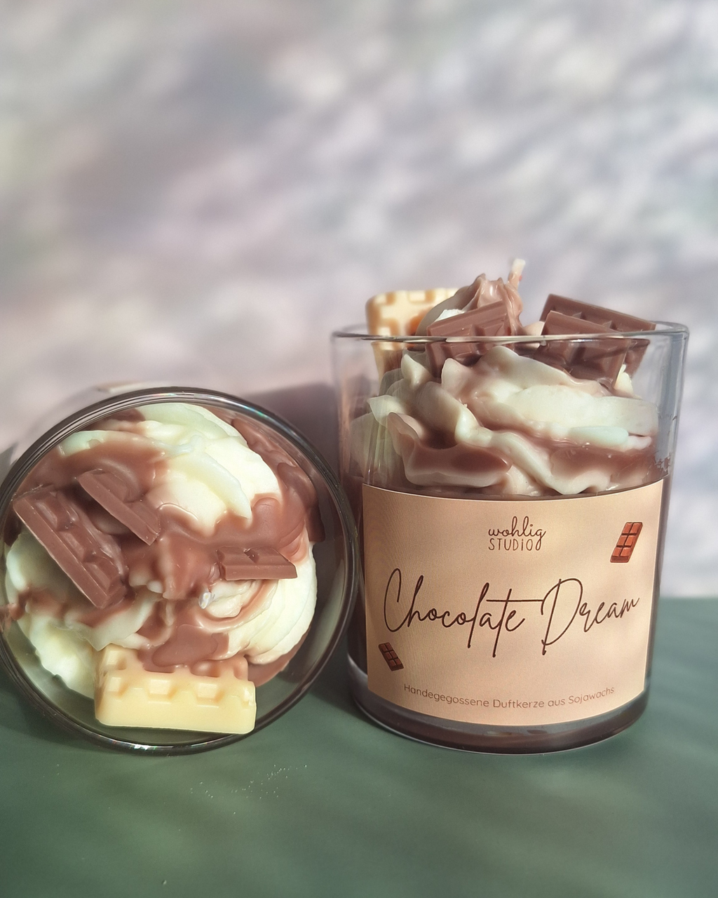 Dessertkerze Chocolate Dream mit Schokoladen Duft, perfekt als Geschenk für Schokoladenliebhaber