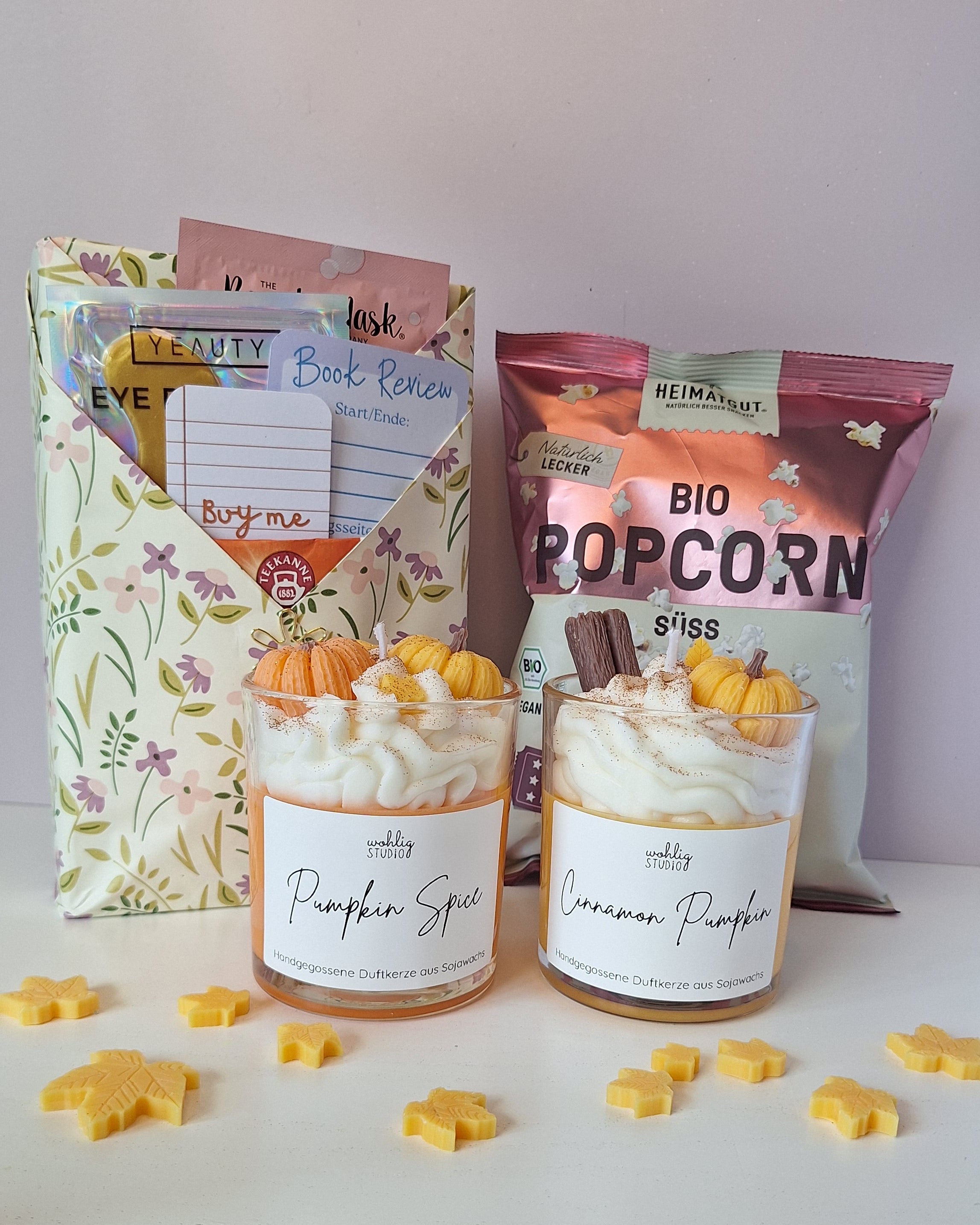 Bundle Herbst - Überraschungsbuch & Herbstkerze für deine gemütliche Auszeit im Herbst